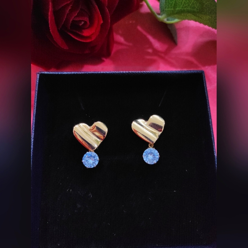 Heart with Drop stone 💛 - Picture 2 of 4